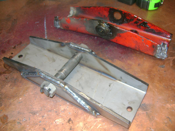Spread Frame Front Axle Mount Bracket