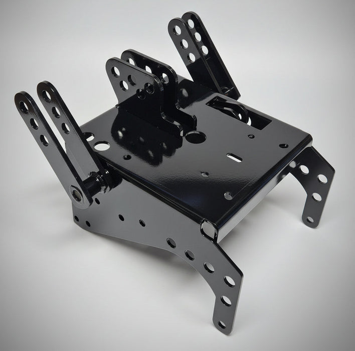 Cub_Cadet_82_Seires_Cat_0_3_Point_Plate_Black